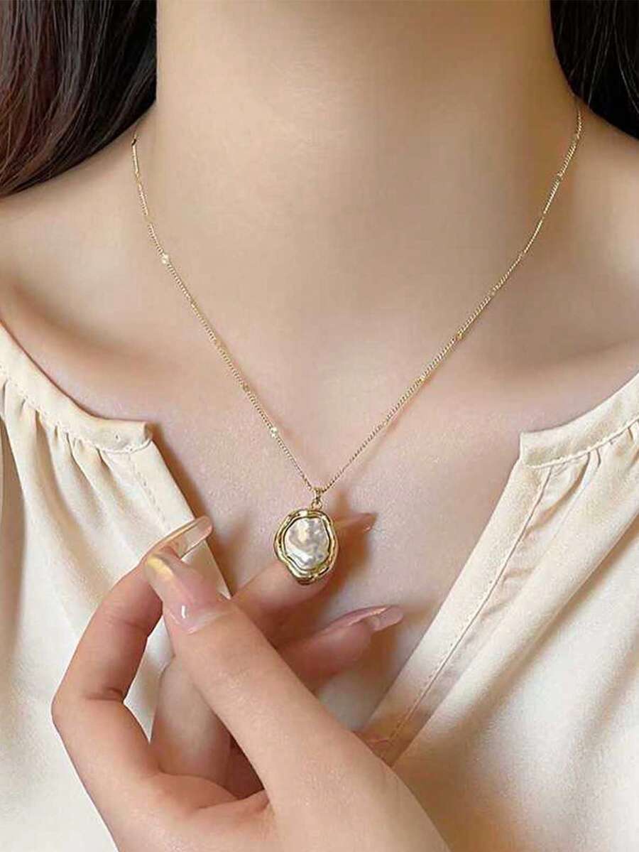 1PC Elegant French Baroque Faux Pearl Pendant Necklace, Vintage Style Women's Simple Daily Wear Party Jewelry, Versatile Fashion Accessory